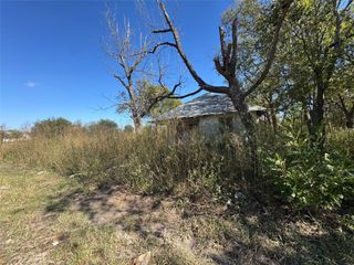 817 S Elm Street, Mart, TX 76664