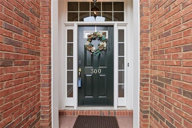 300 Lauren Lane, Woodstock, GA 30188
