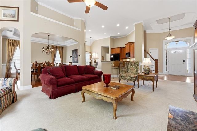 300 Lauren Lane, Woodstock, GA 30188