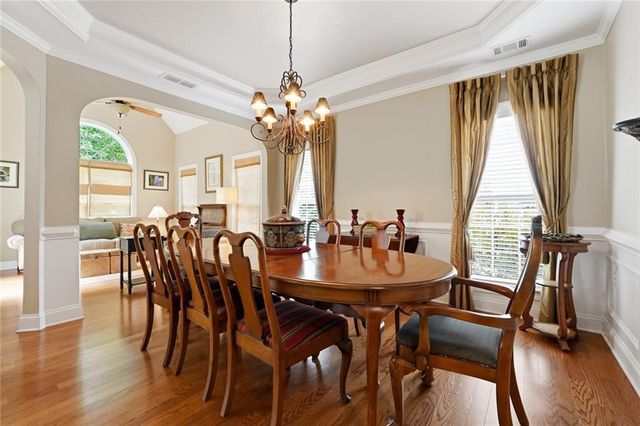 300 Lauren Lane, Woodstock, GA 30188