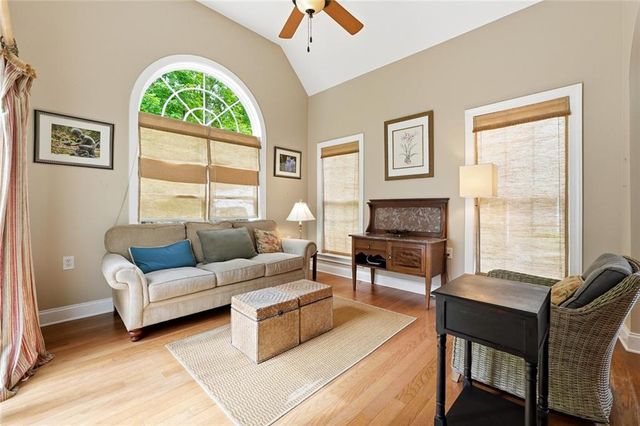 300 Lauren Lane, Woodstock, GA 30188