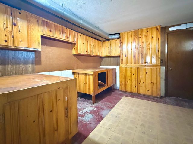 7640 Unity Avenue N, Brooklyn Park, MN 55443