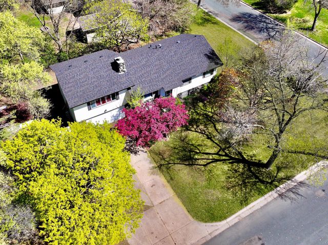 7640 Unity Avenue N, Brooklyn Park, MN 55443