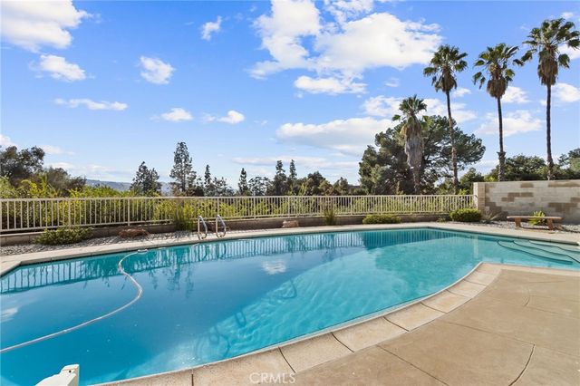 19613 E Covina Hills, Covina, CA 91724