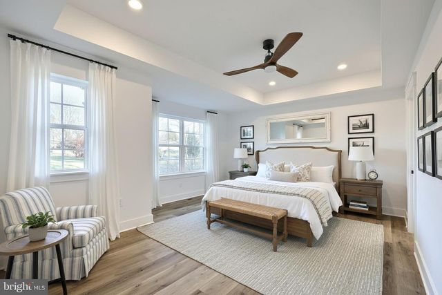 1022 TRINITY RD, York, PA 17408