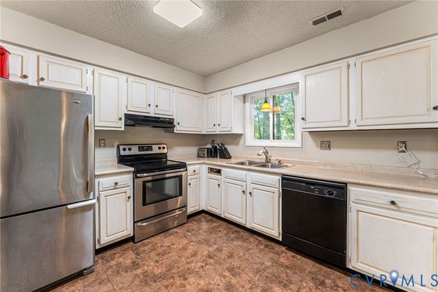 2203 E Wayfare Ct, Henrico, VA 23238
