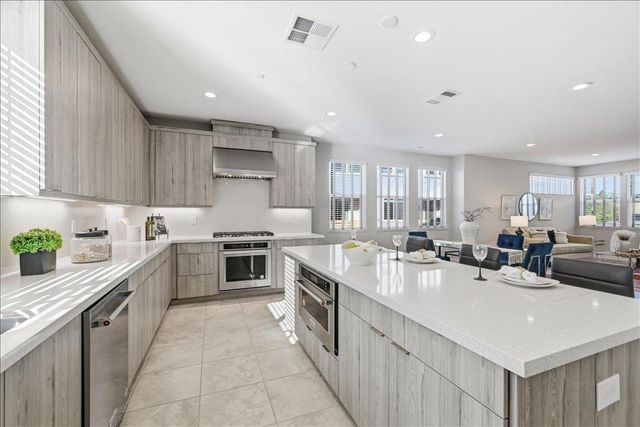 1825 Joshua Tree Circle, Milpitas, CA 95035