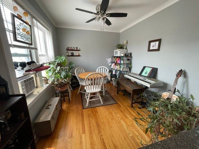 1614 N Harding Avenue 2W, Chicago, IL 60647