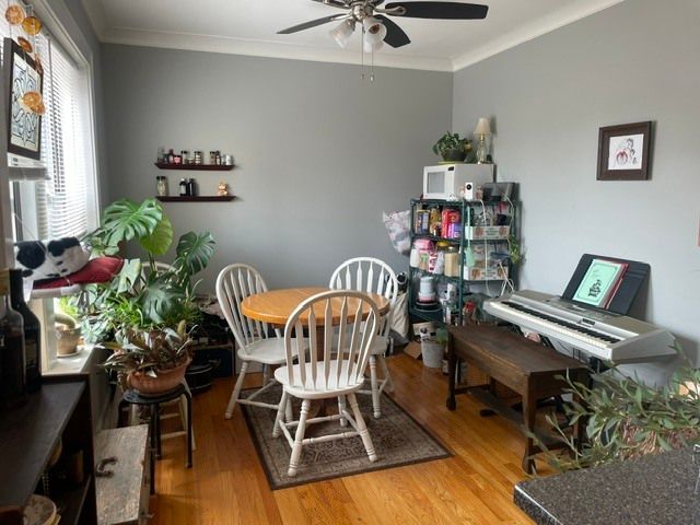 1614 N Harding Avenue 2W, Chicago, IL 60647