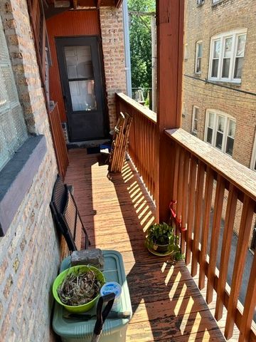 1614 N Harding Avenue 2W, Chicago, IL 60647