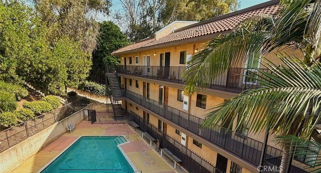 5036 Echo Street 201, Los Angeles, CA 90042