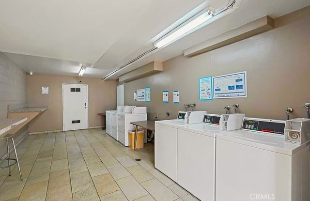 5036 Echo Street 201, Los Angeles, CA 90042