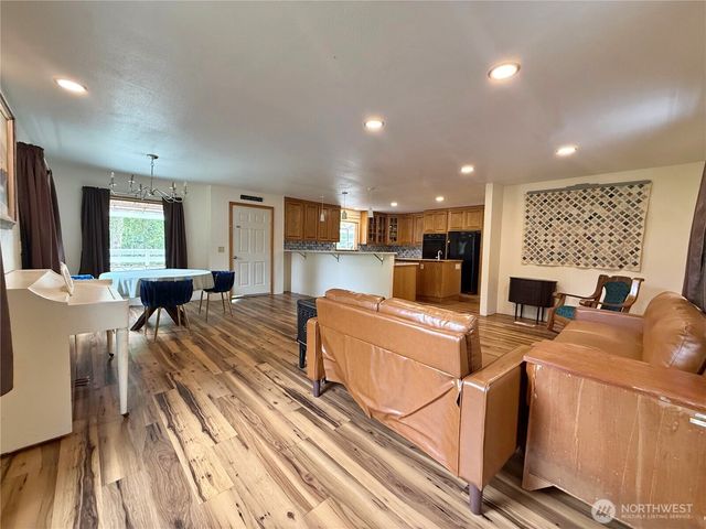 3459 US Highway 12, Silver Creek, WA 98564