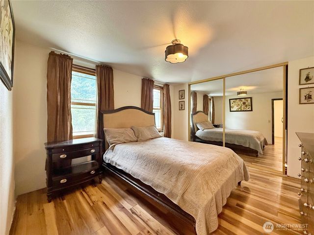 3459 US Highway 12, Silver Creek, WA 98564