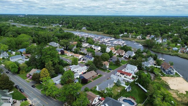 465 Summit Avenue, Island Heights, NJ 08732