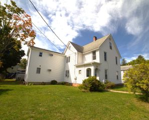 25 Hill Avenue, Wallingford, CT 06492