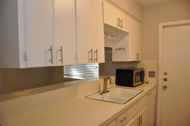 2011 Gathright CV A, Austin, TX 78704