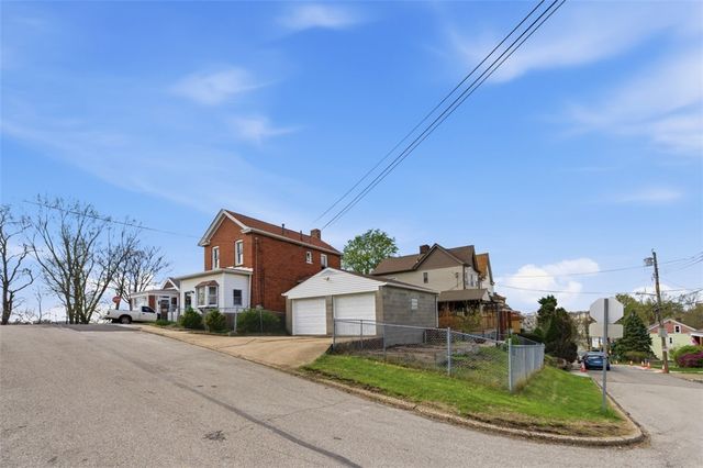 217 Ilion St, Greenfield, PA 15207