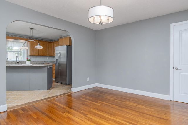 59 Manor Road, Concord, NH 03303