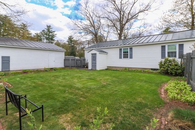 59 Manor Road, Concord, NH 03303