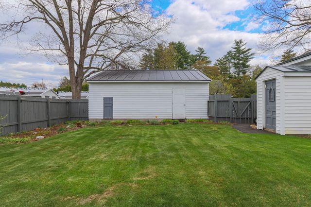 59 Manor Road, Concord, NH 03303