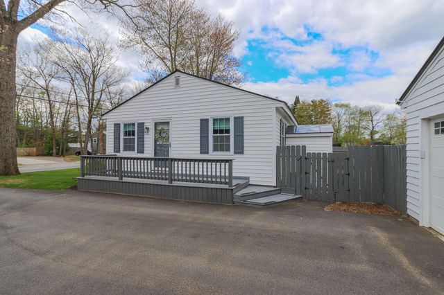 59 Manor Road, Concord, NH 03303