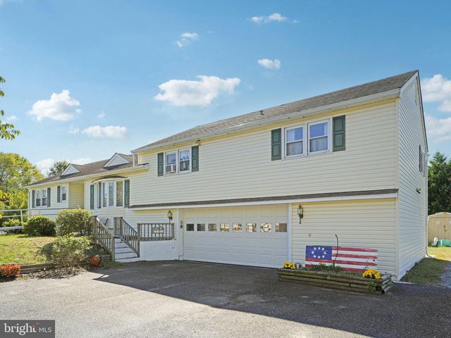 101 RIO GRANDE AVE, Rio Grande, NJ 08242