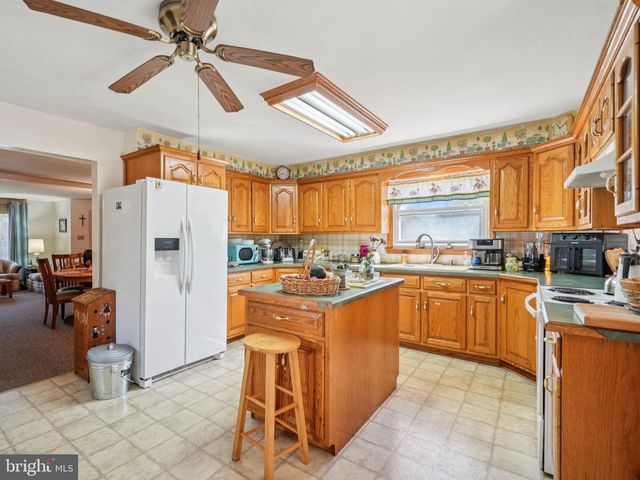 101 RIO GRANDE AVE, Rio Grande, NJ 08242