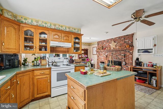 101 RIO GRANDE AVE, Rio Grande, NJ 08242