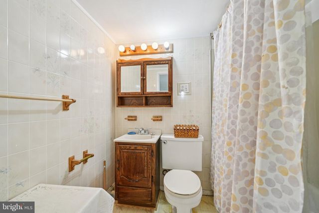 101 RIO GRANDE AVE, Rio Grande, NJ 08242