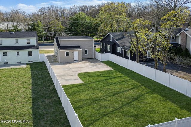 144 Monmouth Road, Oakhurst, NJ 07755