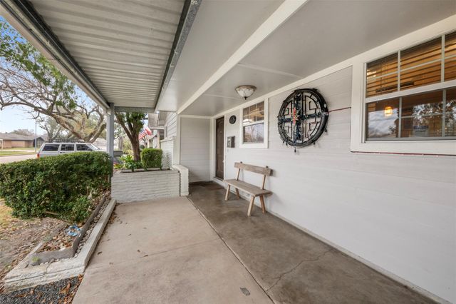 5519 Cheshire Lane, Houston, TX 77092