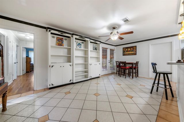 5519 Cheshire Lane, Houston, TX 77092