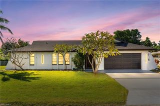 618 SE 28th TER, Cape Coral, FL 33904