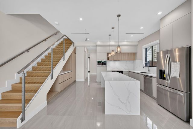 704 SW 9th Street, Fort Lauderdale, FL 33315