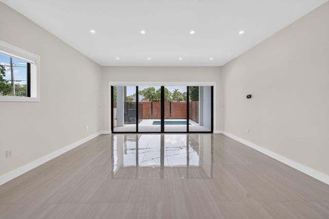 704 SW 9th Street, Fort Lauderdale, FL 33315