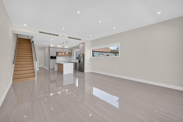 704 SW 9th Street, Fort Lauderdale, FL 33315