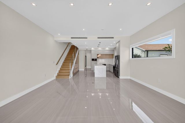 704 SW 9th Street, Fort Lauderdale, FL 33315