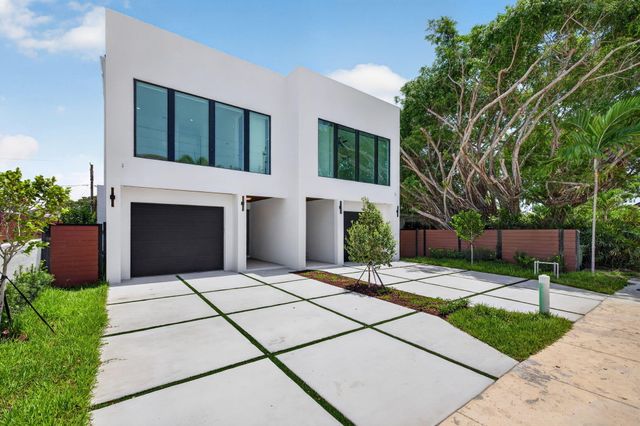 704 SW 9th Street, Fort Lauderdale, FL 33315