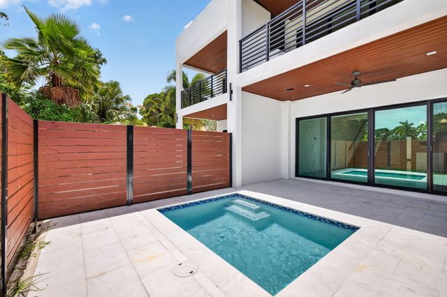 704 SW 9th Street, Fort Lauderdale, FL 33315