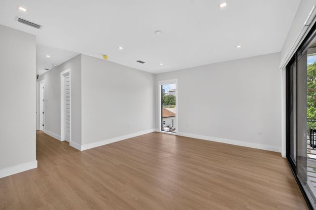 704 SW 9th Street, Fort Lauderdale, FL 33315
