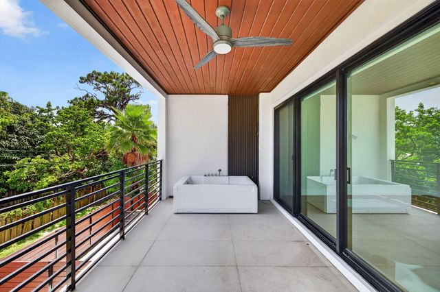 704 SW 9th Street, Fort Lauderdale, FL 33315