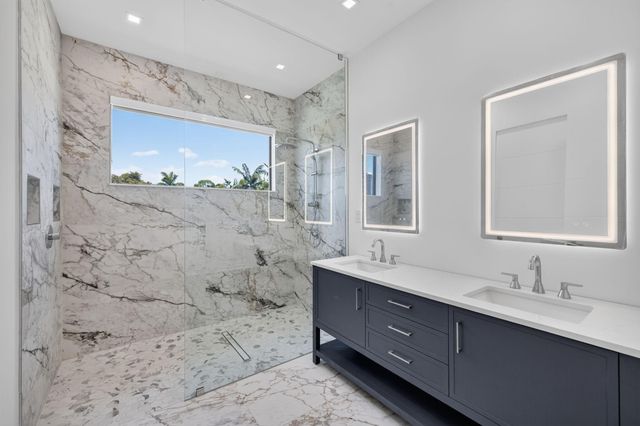 704 SW 9th Street, Fort Lauderdale, FL 33315