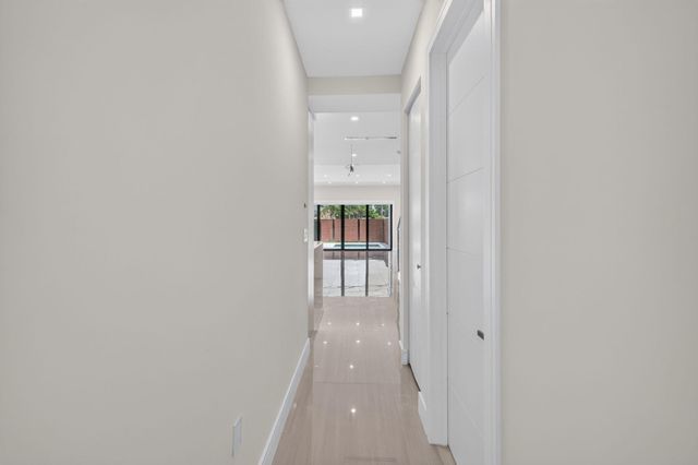 704 SW 9th Street, Fort Lauderdale, FL 33315