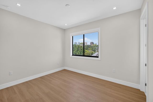 704 SW 9th Street, Fort Lauderdale, FL 33315