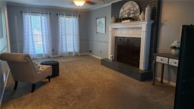 110 Acorn Drive, Mcdonough, GA 30253