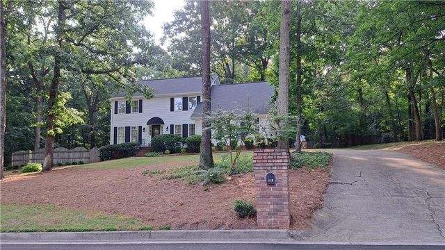 110 Acorn Drive, Mcdonough, GA 30253