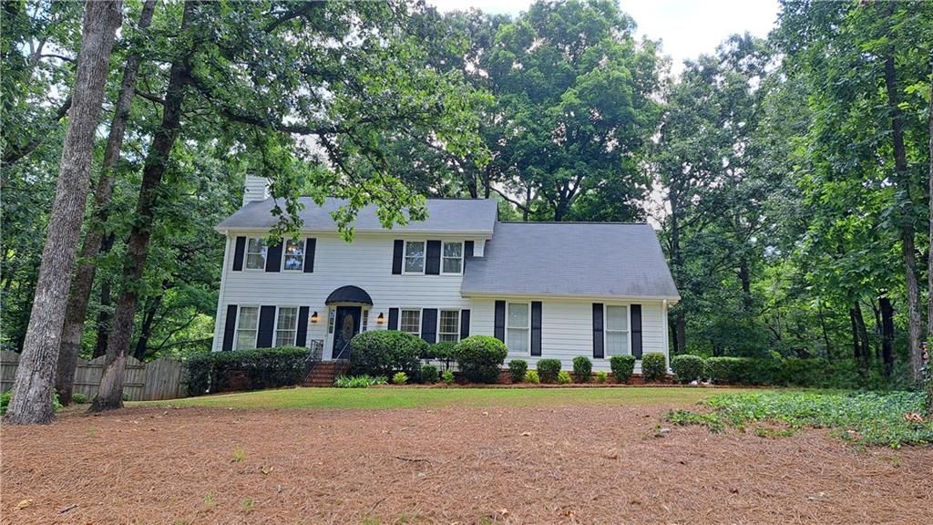 110 Acorn Drive, Mcdonough, GA 30253