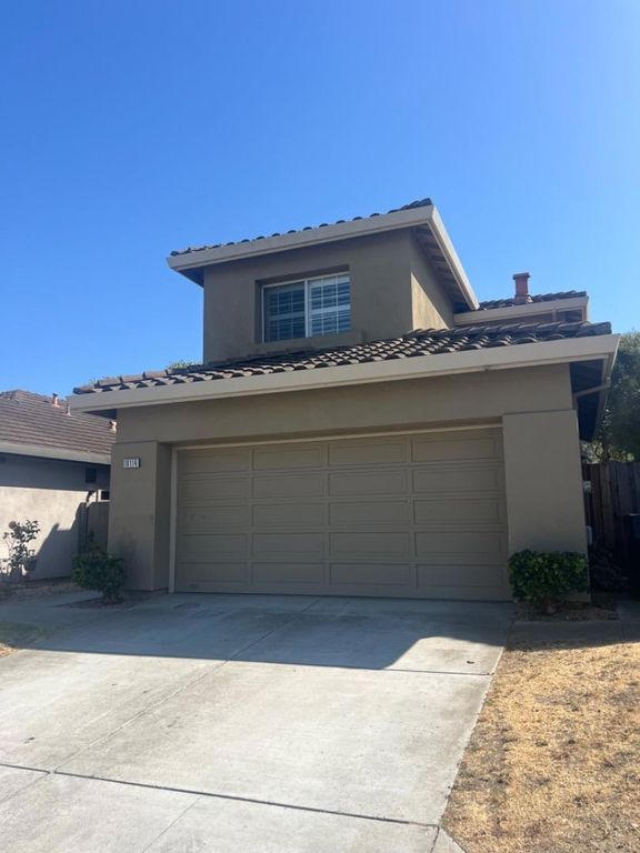 18114 Stonehaven, Salinas, CA 93908