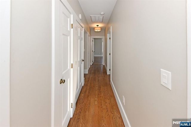 62 Elm Street B, Allendale, NJ 07401